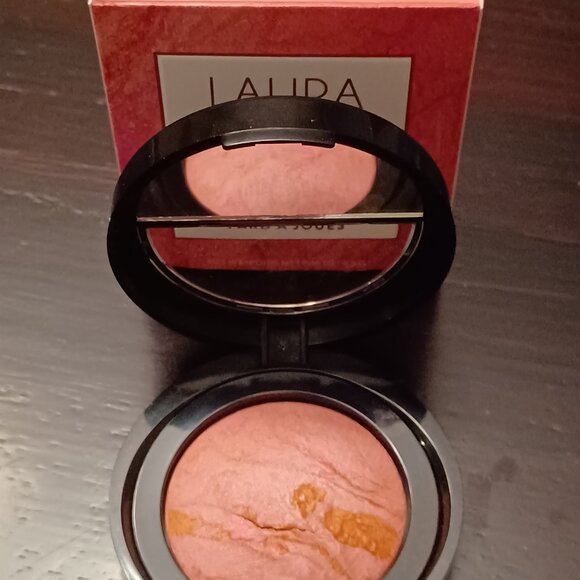 Laura Geller Baked Blush-n-Brighten Marbelized Blush - Pink Buttercream - Picture 2 of 2